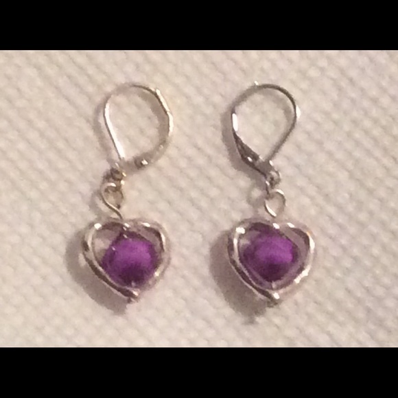 Silver plated hearts with a purple bead - Picture 3 of 4